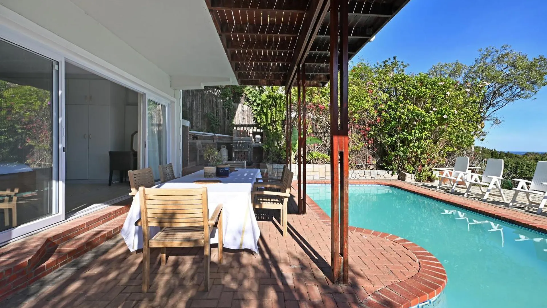 Perfect Location Walk To Beach And Sea Views Κέιπ Τάουν 0*,