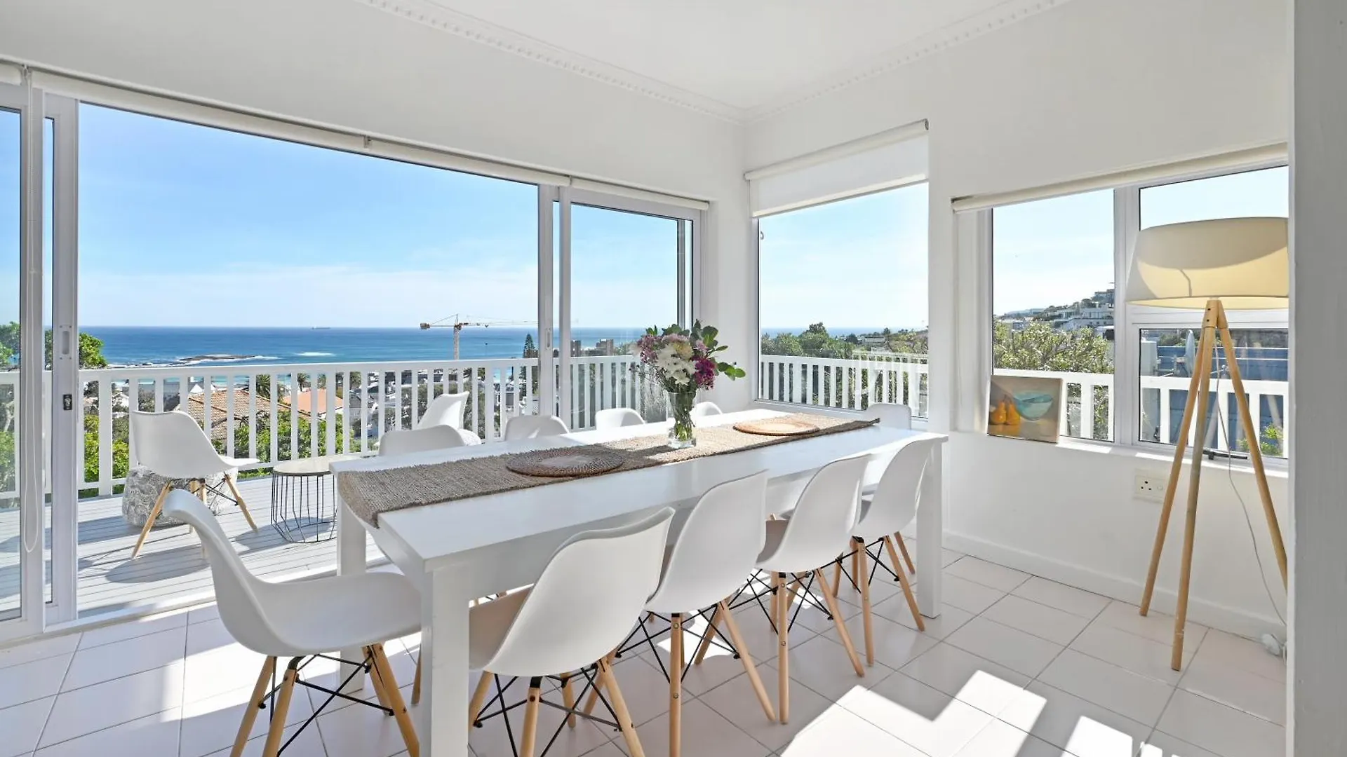 Σπίτι διακοπών Perfect Location Walk To Beach And Sea Views Κέιπ Τάουν Νότια Αφρική
